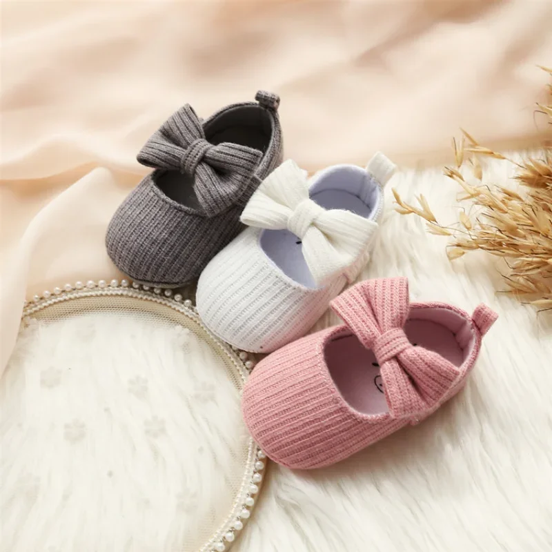 0-1 лет Шерстяная детская обувь для девочек Детская обувь принцессы на мягкой подошве Удобная обувь для малышей с бантом Симпатичная и стильная