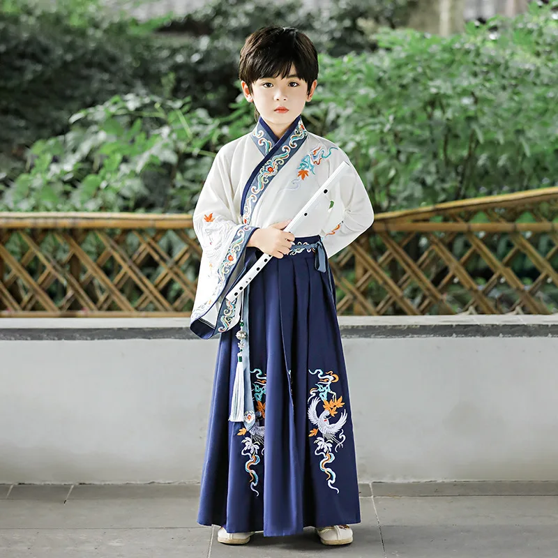 Boys Coutume Традиционная одежда Тан Костюм Китайский стиль Дети Темно-синий Вышивка Ханьфу Сценическая одежда