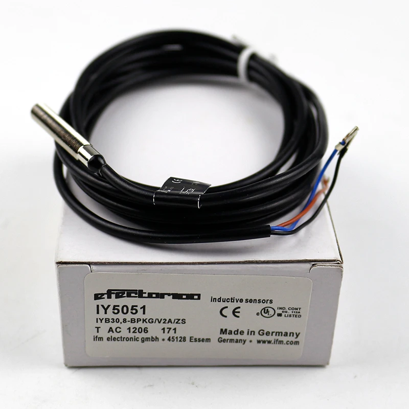 IY5051 IYB30 Индуктивный датчик бесконтактного переключателя PNP Нормально разомкнутый выход Индукционное расстояние 0,8 мм Рабочее расстояние 0-0,65 мм