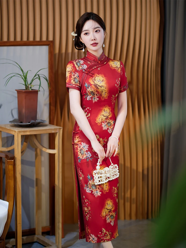 Yourqipao 2023 Лето Тонкий Шелковый Красный Cheongsam Подиум Банкет Нежный Qipao Китайский стиль Вечернее свадебное платье для женщин Вечеринка