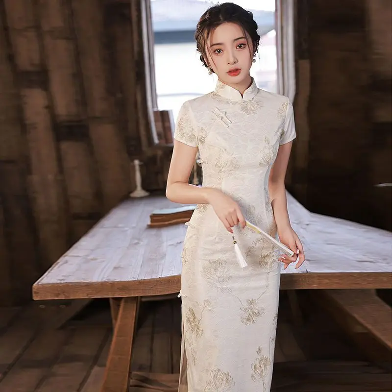 Yourqipao Белое кружево Cheongsam Женщины с коротким рукавом Традиционное винтажное платье Шоу Костюмы Тонкая вышивка Qipao S До XXL