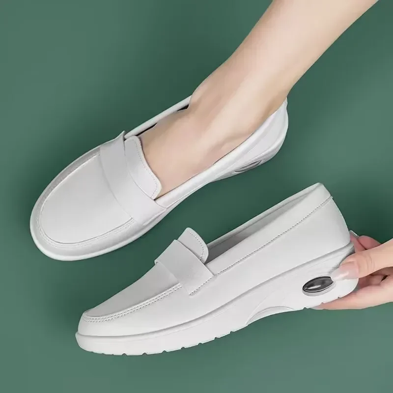 Новая дышащая обувь на плоской подошве с мягкой подошвой для женщин Удобная нескользящая женская обувь на платформе Универсальные слипоны Женская обувь для ходьбы