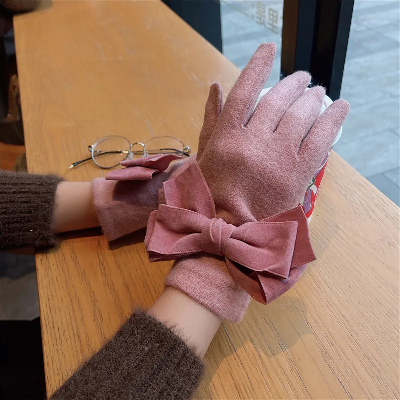Осенне-зимние перчатки Женщины Милые пушистые теплые рукавицы Варежки с полным пальцем Женщины На открытом воздухе Gants Элегантные перчатки Сенсорный экран